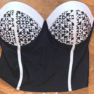 1X Strapless Swimming Suit Top